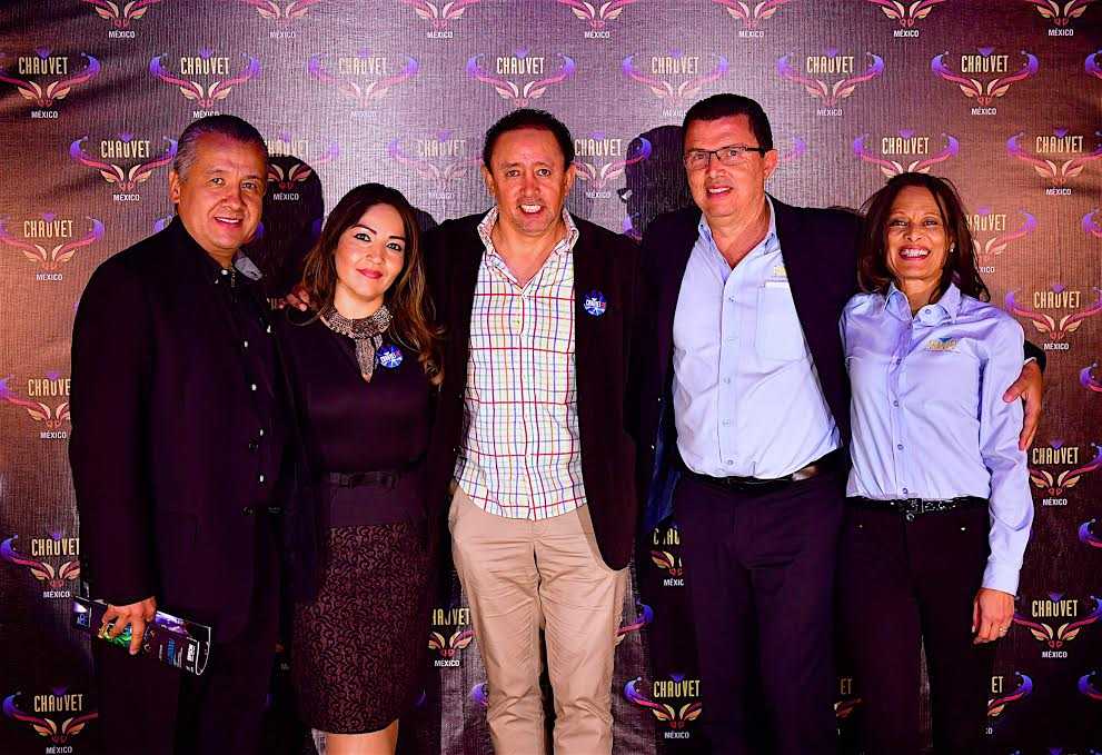 Carlos Zamora de Martino, general manager of Chauvet Mexico; Daniel Pérez Carrillo and Alma Delia Reyes Villegas of Kassthelm, Albert Chauvet and Berenice Chauvet at the grand premiere ceremony