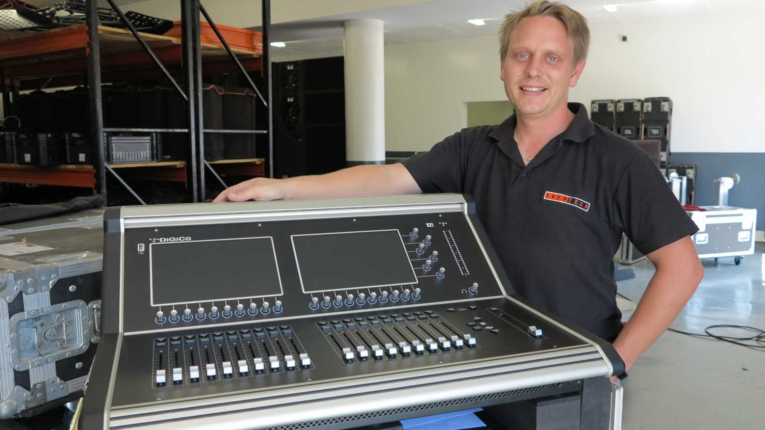 Wynand Veldsman from Eventech with the DiGiCo S21 2017