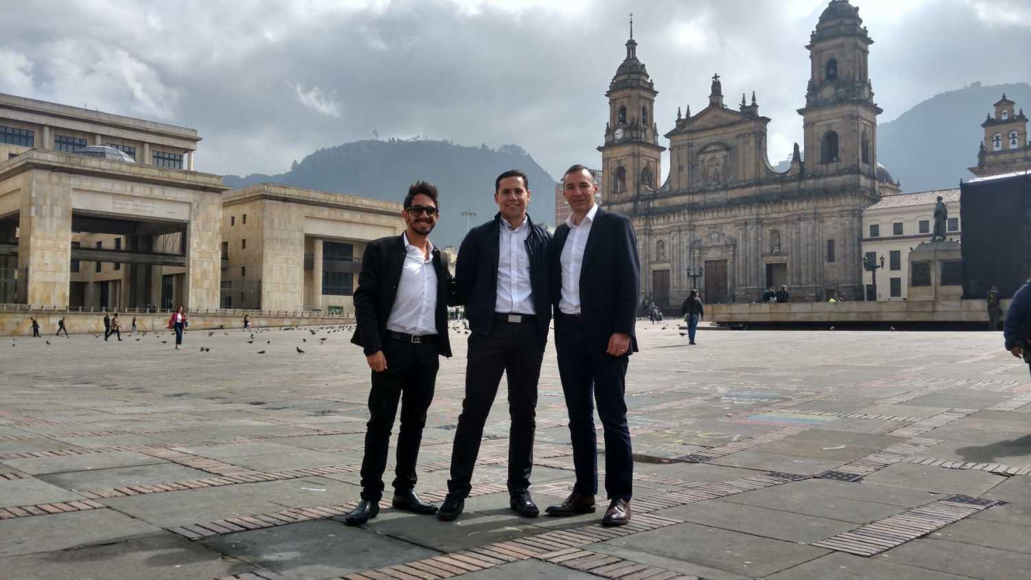 In Bogota Old Town: Robe’s Latin America regional sales manager Guillermo Traverso in the middle, flanked by Juan Camilo Triana, sales manager for AV Com on the left, and Camilo Aranguren, CEO of AV Com on the right