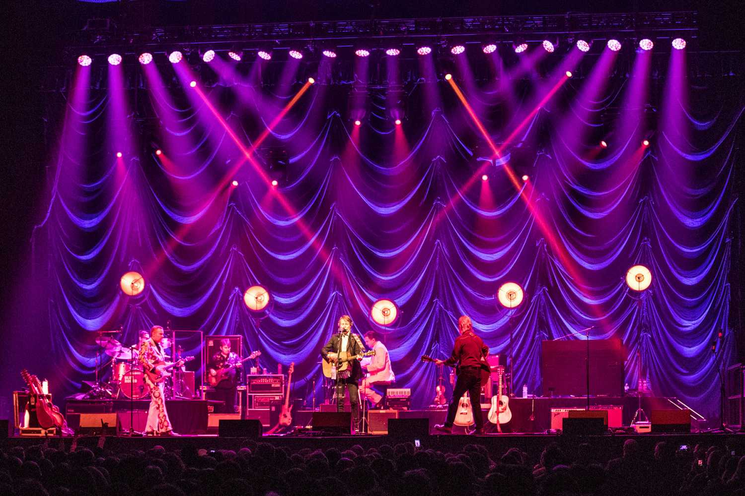 Canadian country rockers Blue Rodeo on their current 1000 Arms tour (photo: Steve Dormer)