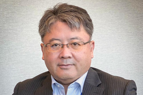 Hideaki Onishi has more than 30 years of management experience within the Ushio group