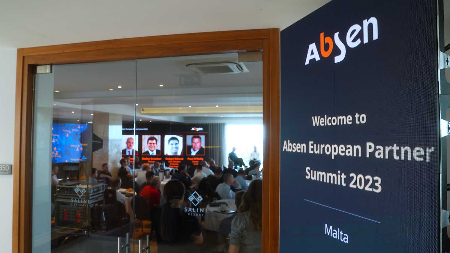 This year’s summit was sponsored by three of Absen’s key partners: Peerless-AV, Brompton and disguise