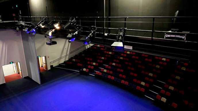 The Prolights EclFresnel 2K were installed in the auditorium