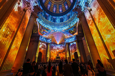 ‘The stunning architecture of this building with its six chapels is brought to life in the Aura Invalides night-time experience’ (photo: Moment Factory)