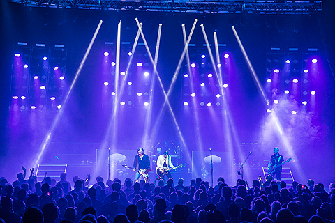 Thunder are  promoting their new album Rip It Up, playing a string of theatre and town hall venues (photo: Louise Stickland)