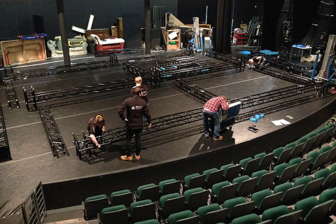 The Prolyte team assists Scottish Dance Theatre