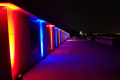 The colour scheme represented the themes of American history found throughout the museum