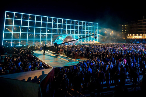 The design concept for the festival was built around a 60m x 20m translucent stage structure