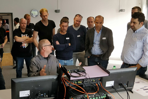 Atlona technical sales trainer Stephan Vinke offers attendees an overview of the Velocity networked control solution