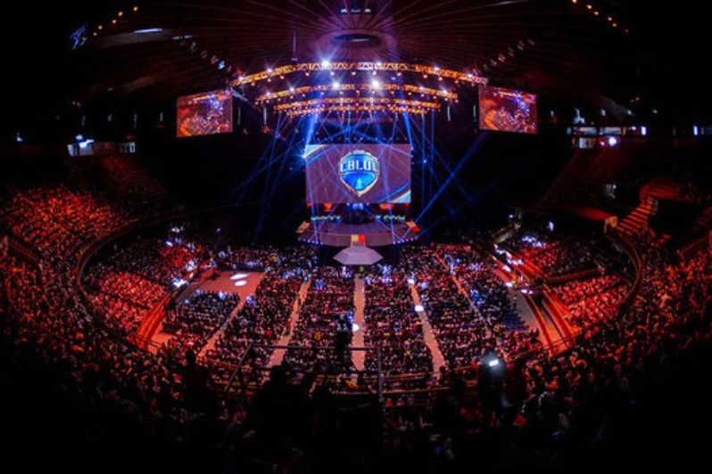 The Brazilian finals took place at the Mineirinho Arena to a live audience of 8,000