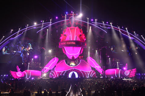 The Mr. Future Music Festival was staged in front of a spectacular and futuristic interactive set design