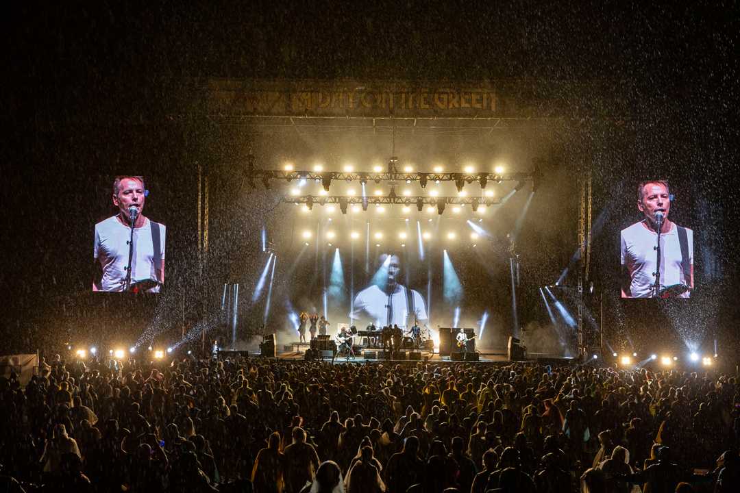 Cold Chisel’s 2020 tour wrapped in the rain at Sirromet Winery (photo: Louise stickland)