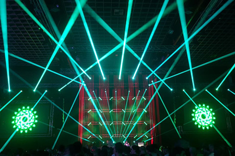 The lighting design ‘wrapped itself around the music’