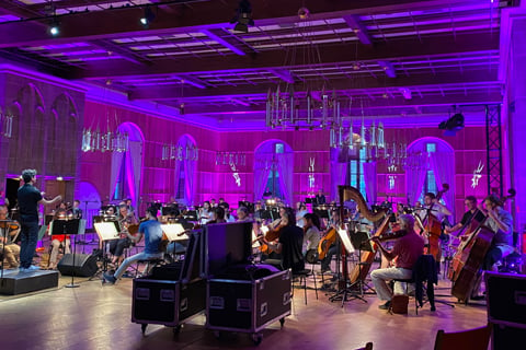 The concert was livestreamed against the backdrop of the Königssaal