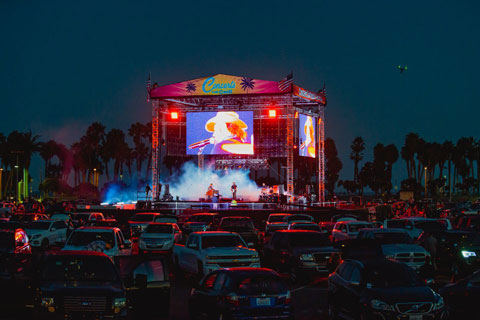 Concerts In Your Car takes place on an open 360ﹾ stage (photo: Brittany Berggren)