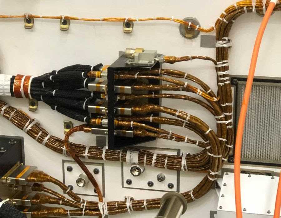 The DPA 4006 affixed atop the cable bracket aboard the Mars Perseverance Rover