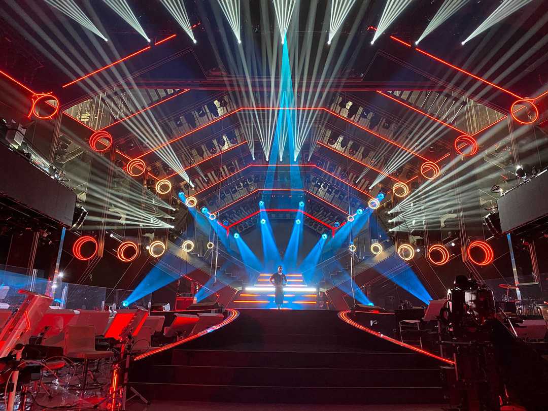 The lighting rig included over 400 Robe moving lights (photo: Sound d-light Srl)