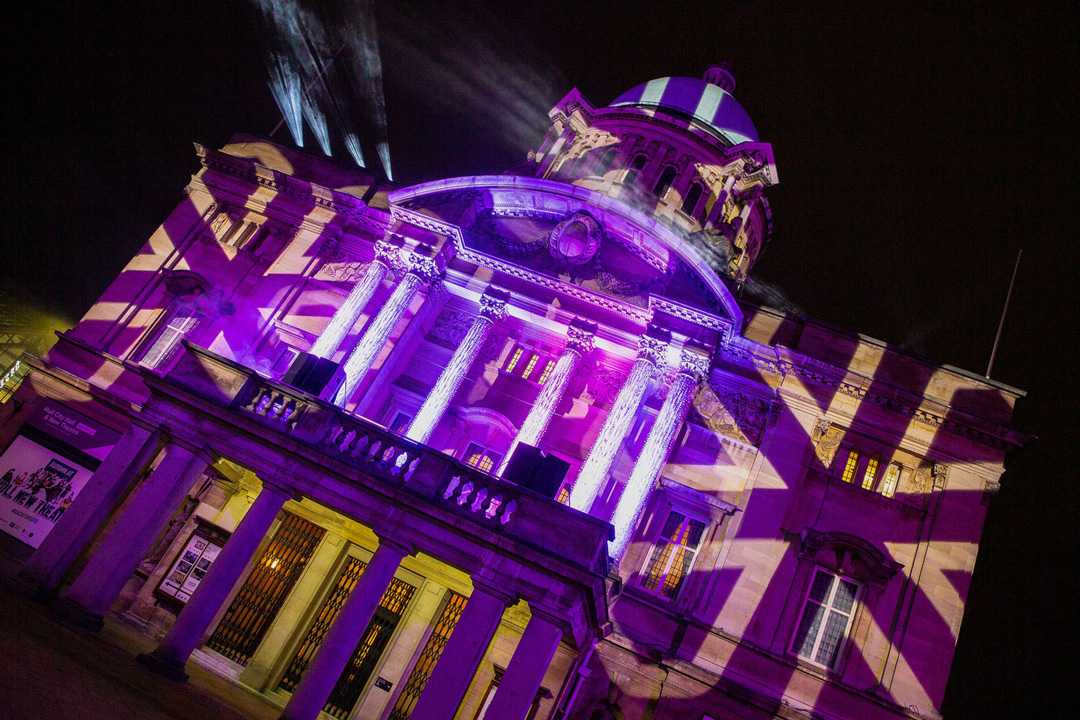 The featured buildings are Hull City Hall, The Ferens Art Gallery and the Maritime Museum (photo: Lindsay Cave)