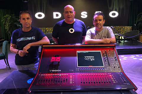 Manu Meñaca, Manolo Peña (Odiseo sound engineer) and Isidro Carrasco (technical director)