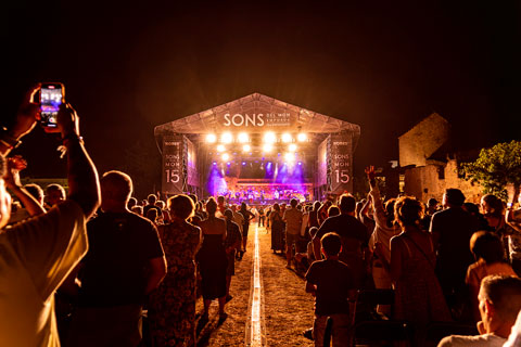 Sons del Món on the Costa Brava featured Andrés Calamaro and Gipsy Kings