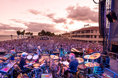 Dead & Company kicked off 2023 with a concert series in Riviera Cancún, Mexico