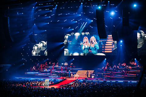 The 2022 Symphonica in Rosso concert staged at Amsterdam Ziggo Dome was headlined by girlband Dolly Dots (photo: Nathan Reinds)