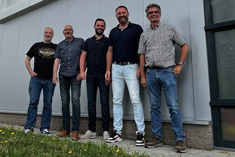 Michel Hubert (sales field, Controllux), Bert Schmeits (key account manager Benelux, Elation), Romec Berendsen (sales field, Controllux), Bas Entius (sales inside, Controllux), Enrico Daamen (management, Controllux)